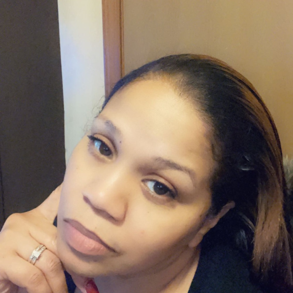 Meet your Posher, Melvena